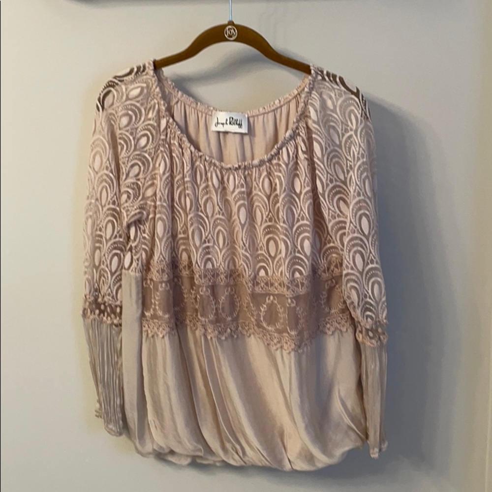 Ladies top